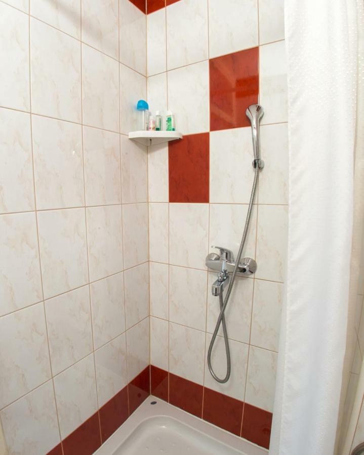 Yellow Lily Mostar Apartman エクステリア 写真